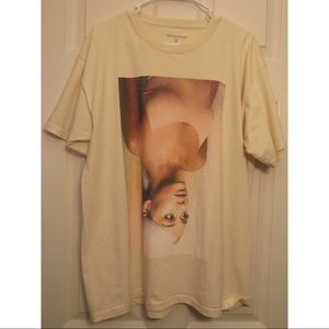 Oversized Ariana Grande Sweetener T-Shirt